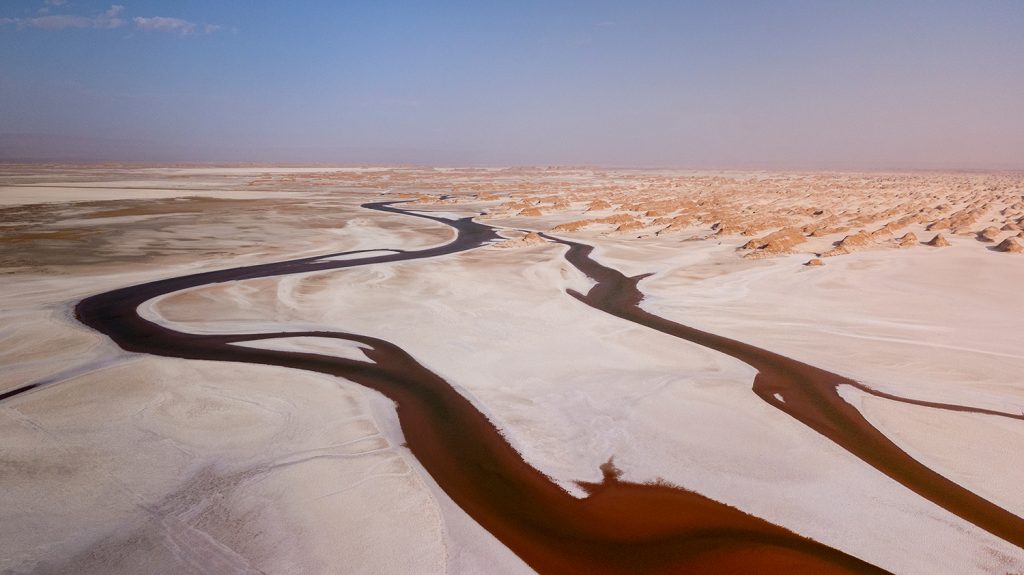 River in the heart of the desert