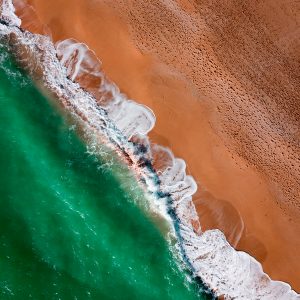 Wavy beach