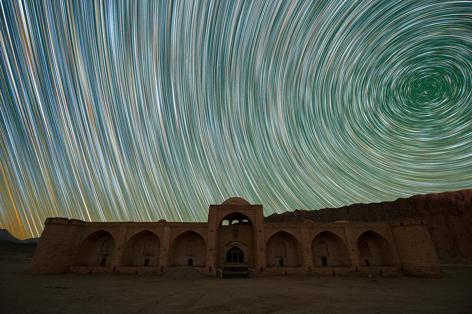 The passage of time above the caravanserai